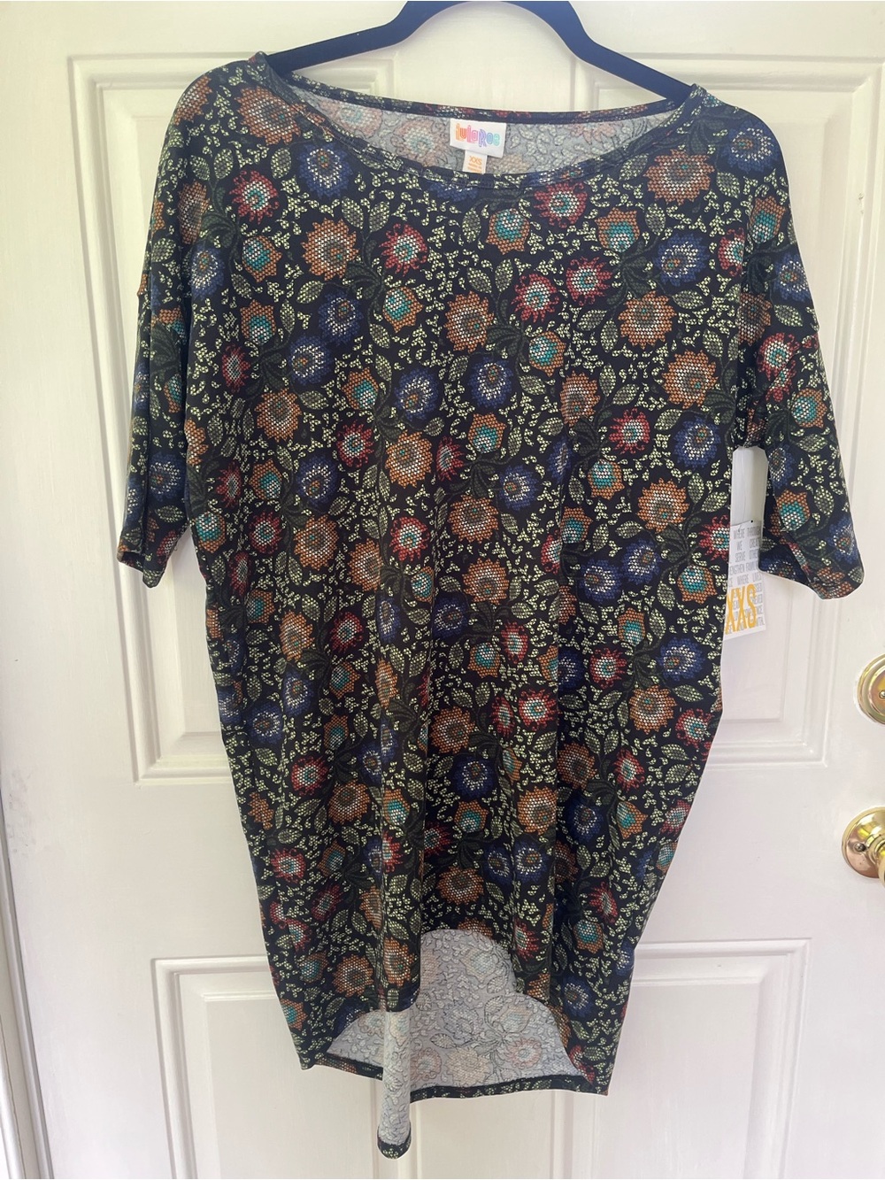 Lularoe XXS Black Background Irma Floral Pattern Boho Summer Hi-Lo